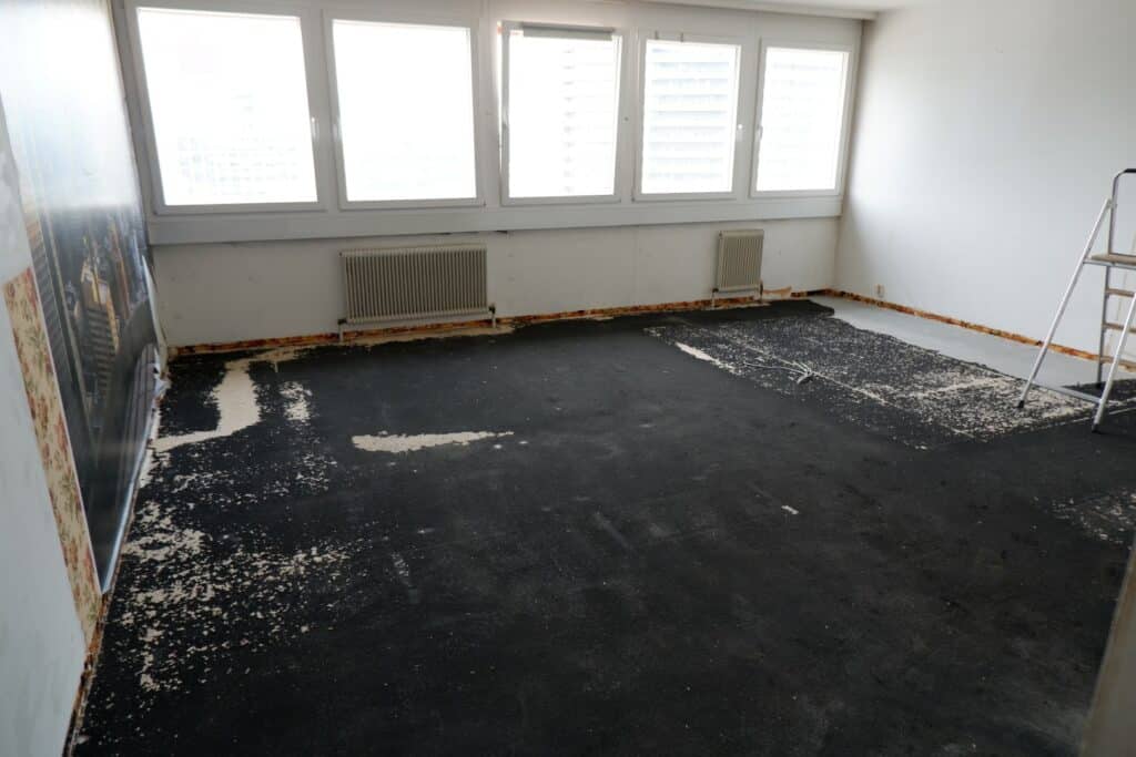 Sanierungsbedürftige Kleinwohnung mit traumhaftem Fernblick Verkauft 4040 Linz