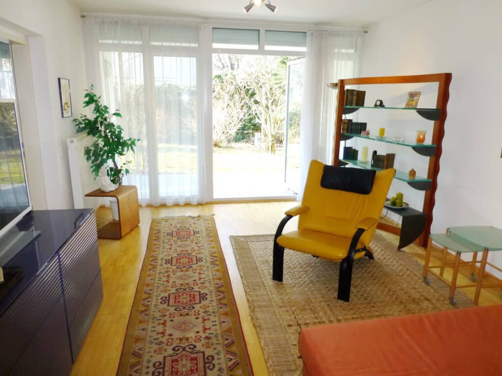 Idyllische Gartenwohnung mit 3,5 Zimmer, Terrasse, Eigengarten und Parkplatz Verkauft 4020 Linz